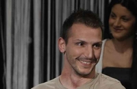 Maja Ognjanović poručila Dači Ikodinoviću na Tviteru: Sviđa(š) mi se 