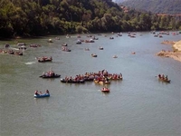 Startovala regata na Drini