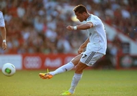 Marka: Ronaldo plaćeniji od Mesija