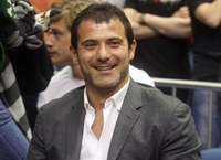 Stanković preuzima Zvezdu, Džajić savez