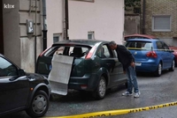 Sarajevo: Dvije bombe eksplodirale, oštećeni automobili FOTO