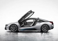 Прве фотографије BMW-а I8
