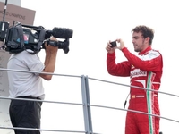Kimi u Ferariju, Alonso u Lotusu?