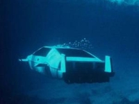 Prodat Bondov automobil