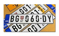 U centru Splita demoliran opel sa srpskim tablicama