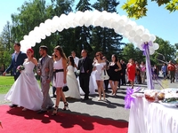 Da li žena udajom treba da promeni prezime?