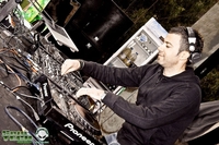 DJ Mladen Tomić: Nezaboravna žurka uz digitalne ritmove