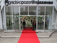 Likovi i Art podigli zavjesu