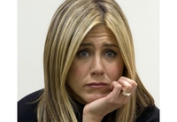 Aniston: Dokle više ta Anđelina?