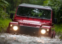 Дефинитивно крај за Defender