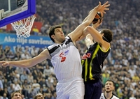 Fener slavio u grotlu Pionira