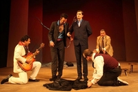 Na dnu kace u nacionalnom teatru