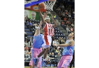 Zvezda ruši Makabi, a Partizan Nanter