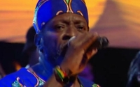 Umro legendarni pevač Džunior Marvin