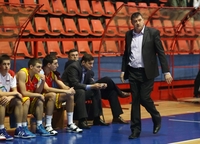 Mladost poraz koštao trona