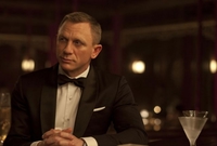 Džejms Bond je alkoholičar, na pragu smrti?