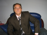 Milad Obrenović - Pjesnik trenutka