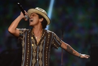 Bruno Mars i Rijana najpiratizovanji u 2013.