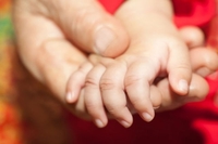 Како да откријете да ли је ваше дијете љеворуко?