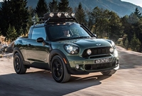 MINI пик-ап изгледа као створен за забаву ФОТО