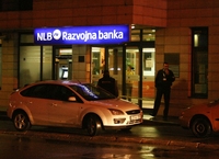 Razvalili prozor i ukrali 7.000 KM