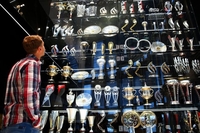 Trofeji Red Bula nađeni u jezeru