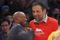 Divac pogodio sa pola terena za 90.000 dolara