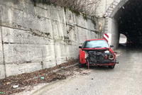 Jedno lice lakše povrijeđeno u sudaru u tunelu Lapišnica