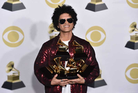  Bruno Mars trijumfovao na dodjeli Gremija