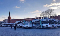 Luksuzni automobili poklon za ruske sportiste VIDEO