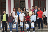 Србац: Награде подстицај за останак у родном граду