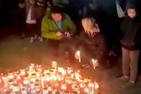 Грађани се окупили на мјесту убиства полицајаца