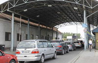 Задржавање у Костајници до један час