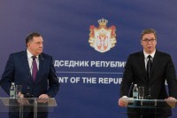 Dodik, Vučić: Podrška izgradnji novog memorijalnog kompleksa u Donjoj Gradini