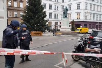 Dojče vele:  Bečka šnicla, pa sačekuša