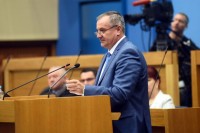 Višković: Oko 25 miliona KM za usklađivanje plata radnika u prosvjeti