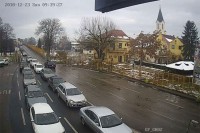 У Градишци и Броду чекање до два часа