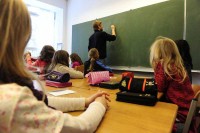 Од 1. јануара веће плате за запослене у просвјети