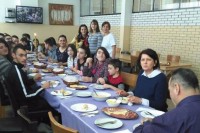 Празнична атмосфера у Дому “Рада Врањешевић”: Највећа породица заједно за Нову годину