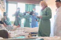Цвијановићева даривала прву бебу рођену у Српској у 2019.