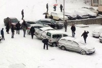 Do podne osam saobraćajnih nezgoda i lančanih udesa na području Istočnog Sarajeva