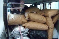 Detalji o zapljeni od 240 kilograma droge kod Gacka: Vozač skanka pokušao da iskoči iz kombija