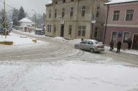 Успорен и отежан саобраћај преко планинских превоја