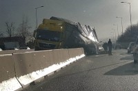 Prevrnuo se šleper na putu Banjaluka - Laktaši, povrijeđenih nema