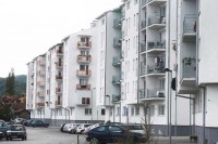 Ускоро закуп до марку по квадрату