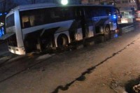Ugašen požar na autobusu “Autotransporta”