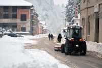 Сутра облачно са снијегом