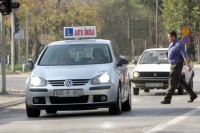 Обука возача и даље по старим цијенама?