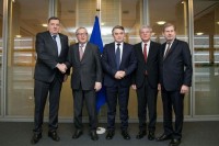 Članovima Predsjedništva BiH na sastanku s Hanom se pridružio i Junker