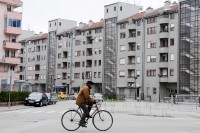 Мистрије мировале у становима вриједним 300 милиона марака